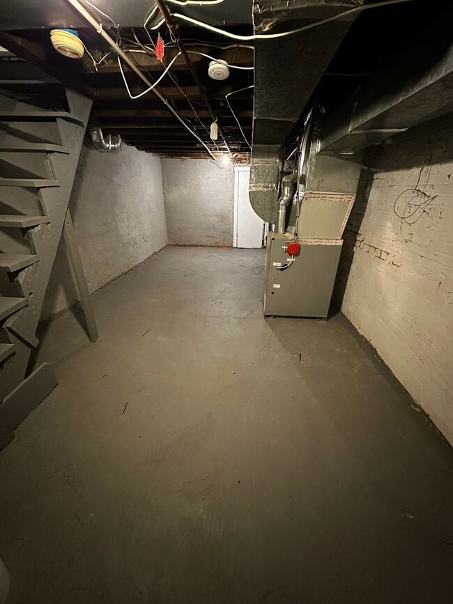 Building Photo - Beautiful newly renovated home near Johns Hopkins, University of Maryland and Peabody Institute