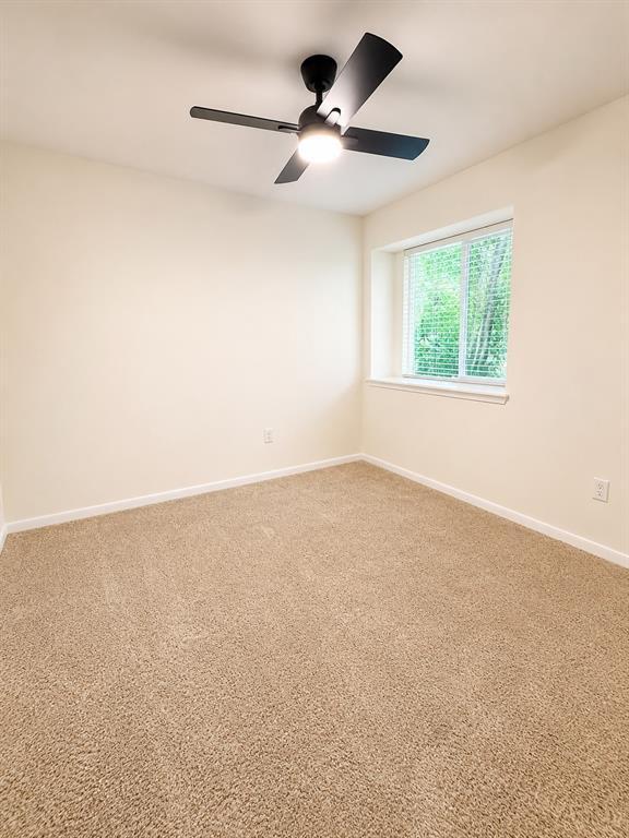 Building Photo - 202 Mossberg Ln