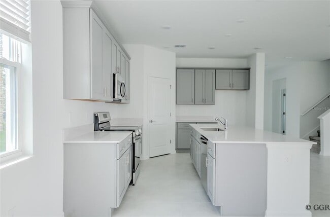 Building Photo - 3193 Country Side Dr