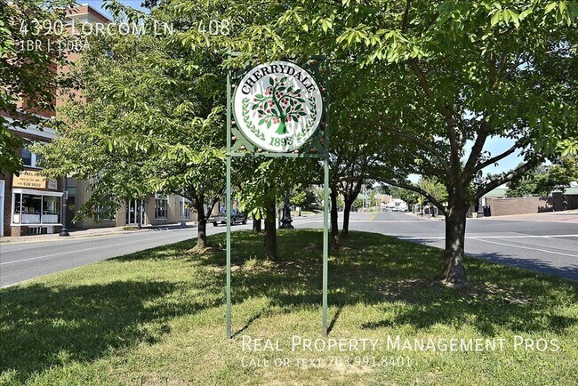 Building Photo - 4390 Lorcom Ln