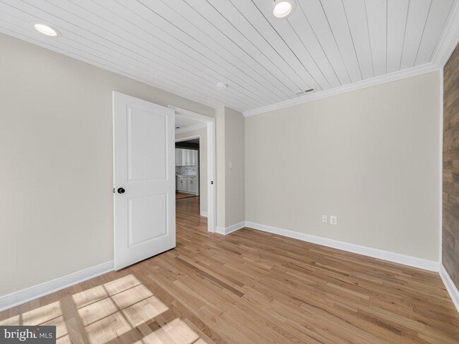 Building Photo - 9325 Brentsville Rd