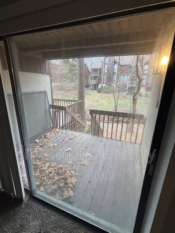 Building Photo - 4994 Wintersong Ln