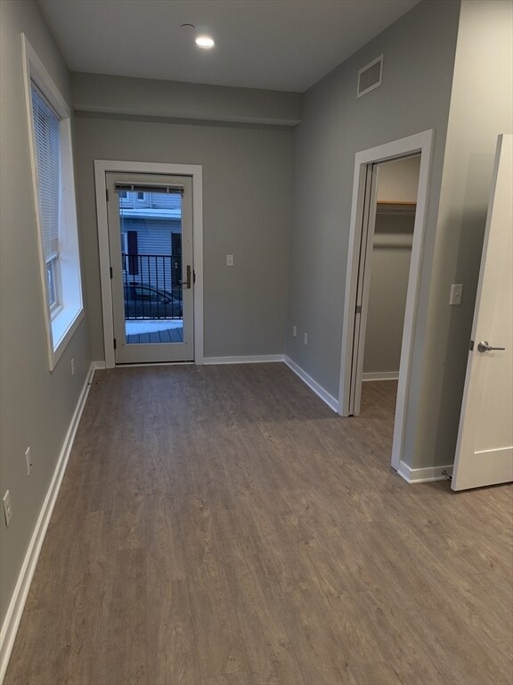 Building Photo - 14 Ward St