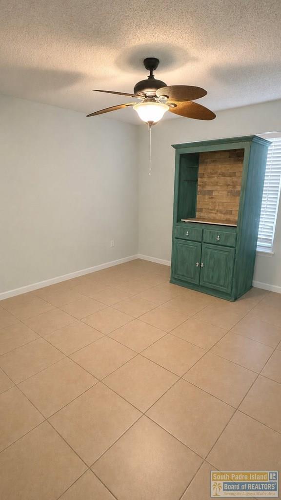 Building Photo - 108 W Capricorn Dr