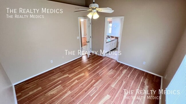 Building Photo - 1107 Isadore Dr