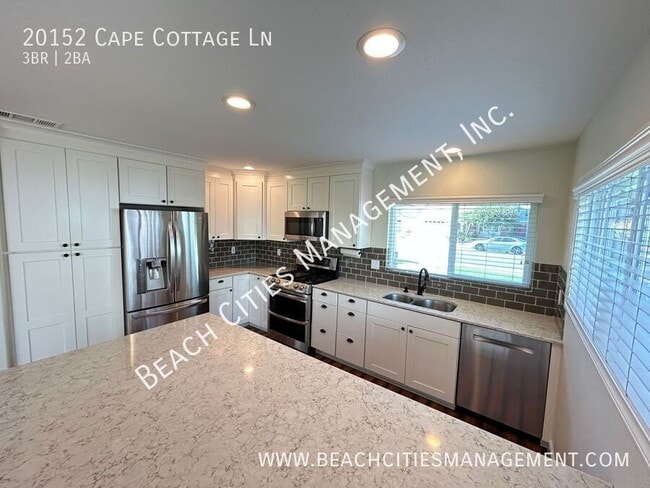 Building Photo - 20152 Cape Cottage Ln