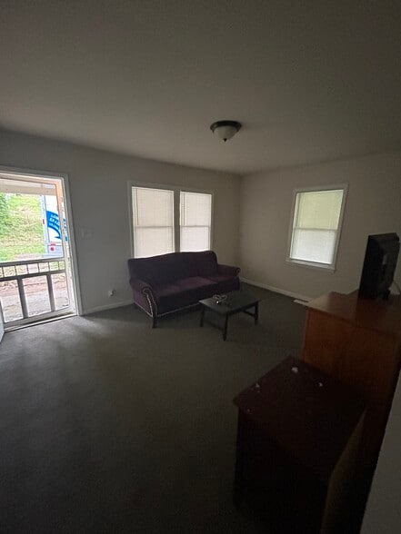 Building Photo - 2259 Whites Mill Rd