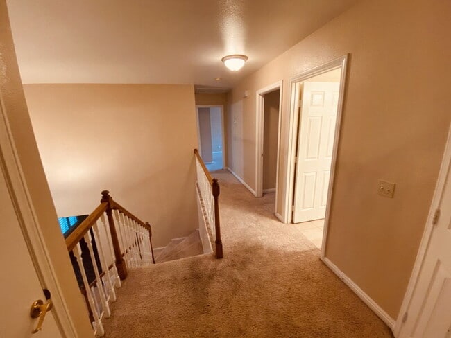 Building Photo - 8217 Ocean Terrace Way