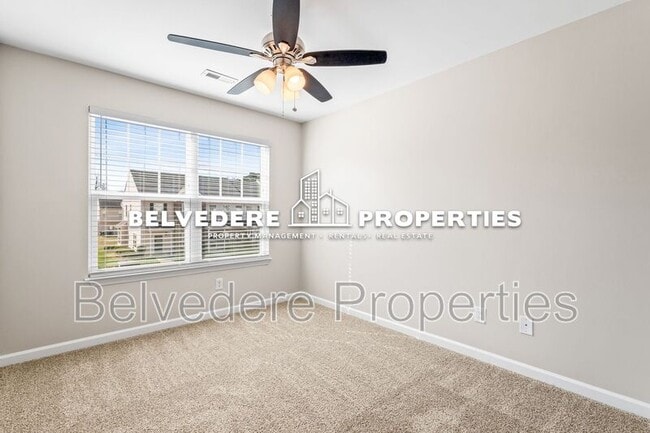 Building Photo - 116 Summerland Dr