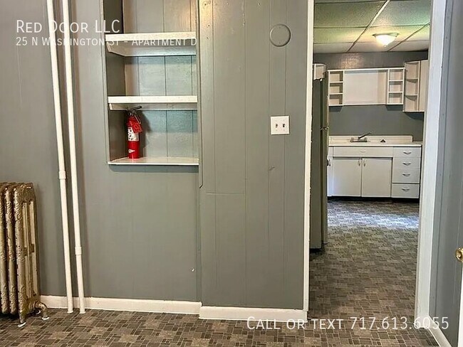 Building Photo - 25 N Washington St