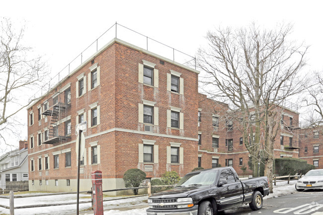 Building Photo - 205-10 42nd Avenue