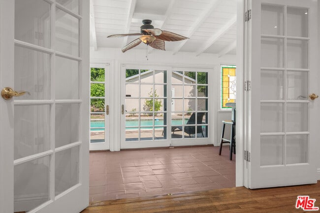 Building Photo - 4900 Ethel Ave