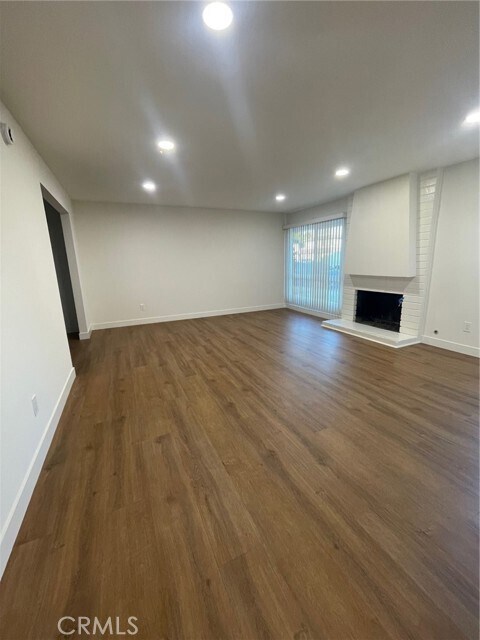 Building Photo - 17081 Grove Cir