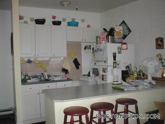 Building Photo - 55 Park Dr