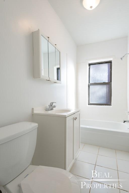 Primary Photo - 1 bedroom in CHICAGO IL 60613