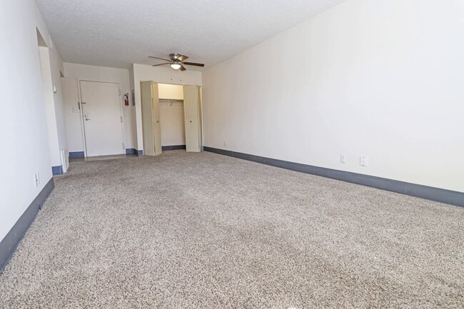 Building Photo - 319 Blair Ct