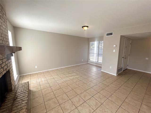 Building Photo - 1401 Old Bardwell Rd