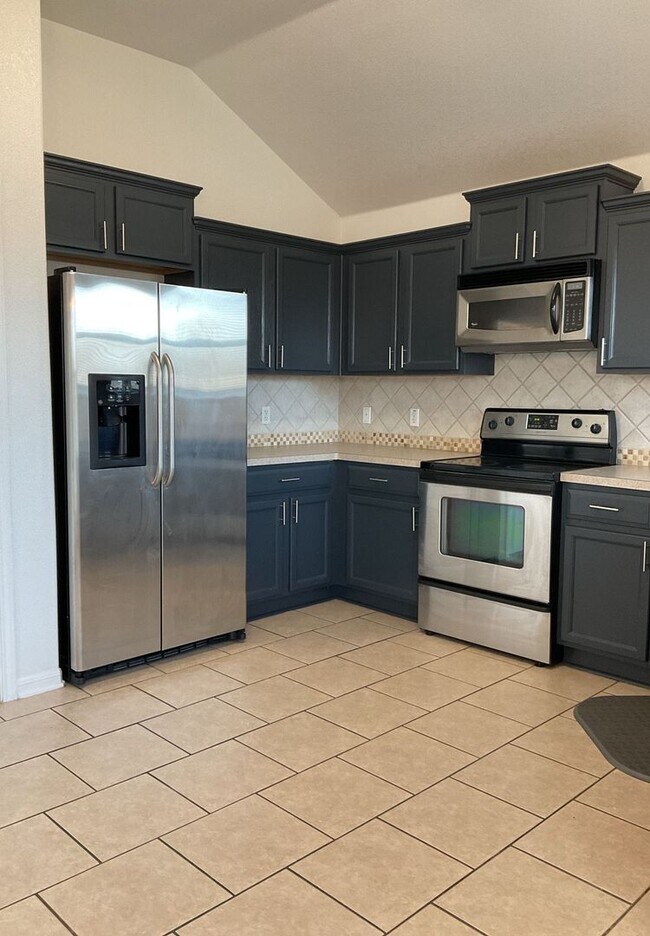 FIRST MONTH FREE RENT SPECIAL AVAILABLE 5905 Lolly Loop Killeen