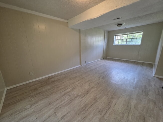 Building Photo - 3719 Steadman Dr NW