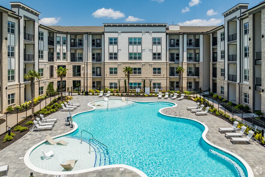 Somerset Apartments 1245 Towne Centre Village Dr Mcdonough GA 30253