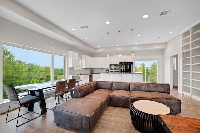 Building Photo - 520 Double Eagle Rnch Dr