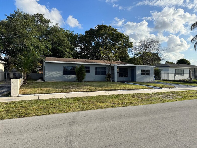 Building Photo - 2960 NW 187th St