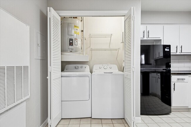 Building Photo - 1710 W T C Jester Blvd