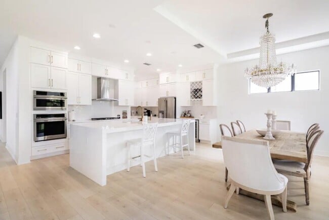 Building Photo - 13458 Artisan Cir