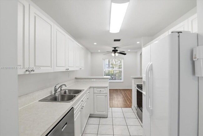 Building Photo - 2247 NW 171st Terrace