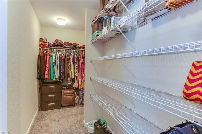 Building Photo - 4061 Ravine Gap Dr