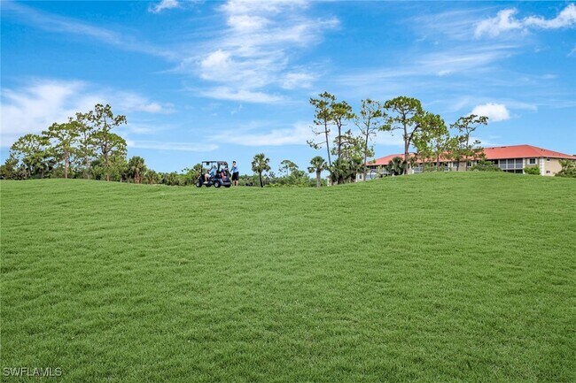 Building Photo - 5859 Westbourgh Ct