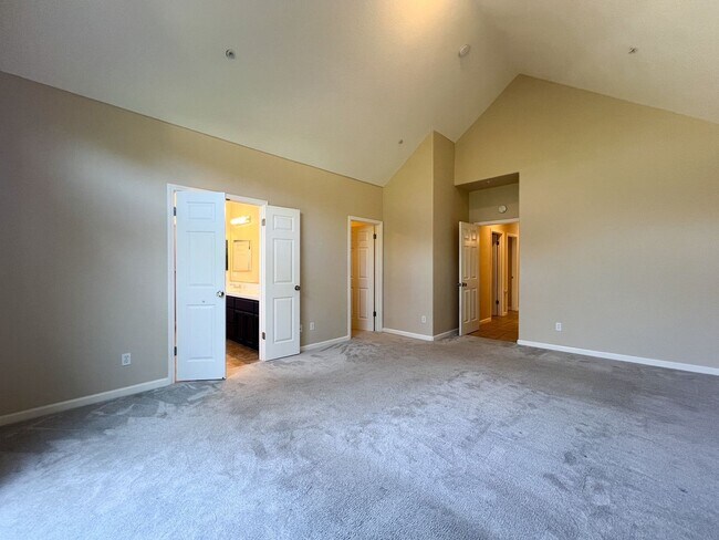 Building Photo - Spacious Single-Level 3-Bedroom Home in Desirable North Napa