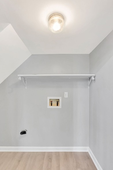 Building Photo - 3401 Shakertown Rd