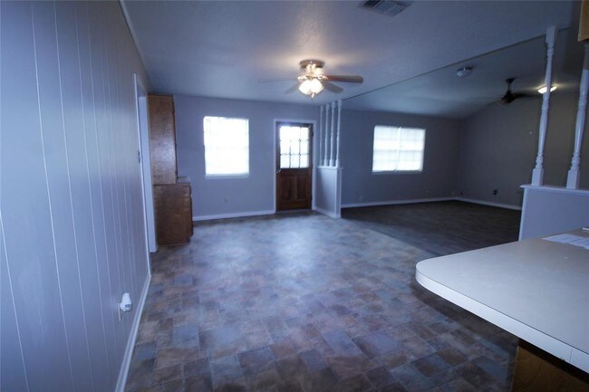 Building Photo - 7310 TX-60