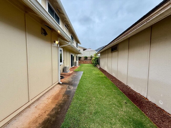 Building Photo - Spacious Upgraded 4-Bedroom Home in Waipio Gentry
