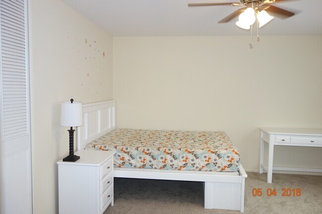 Building Photo - 1134 Alden Ln