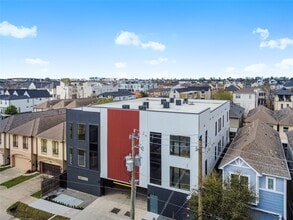 Building Photo - 5614 Larkin St