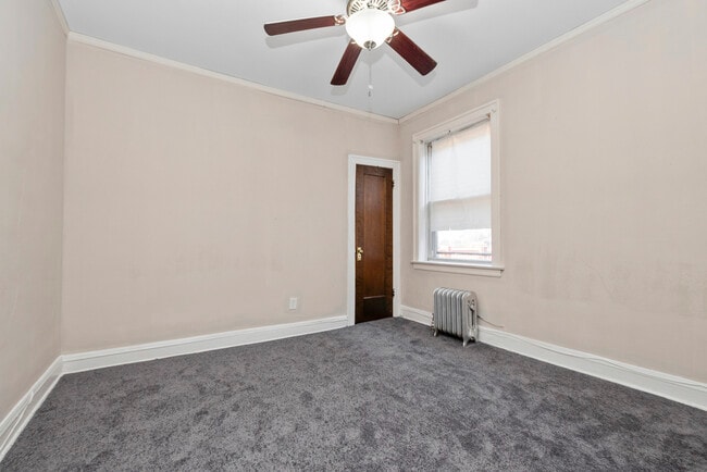 Building Photo - 7422 S Bennett Ave
