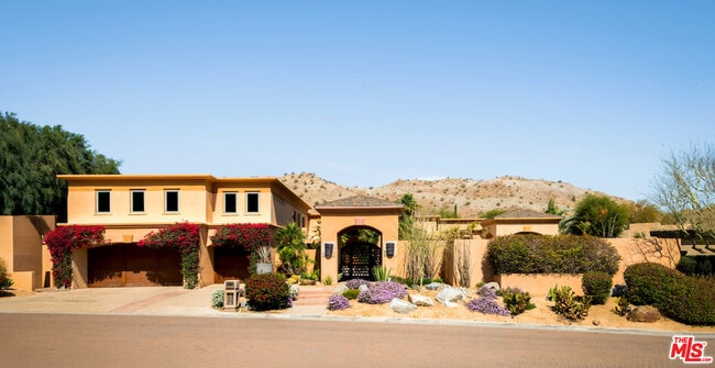 Building Photo - 136 Netas Dr