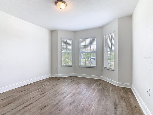 Building Photo - 465 Buchannan Dr