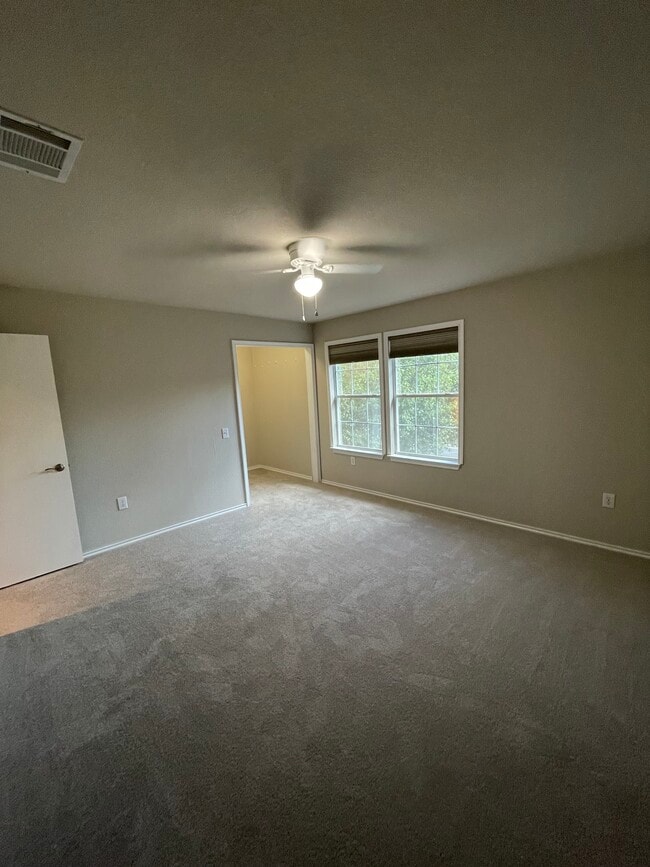 Building Photo - 5709 Abby Ann Ln