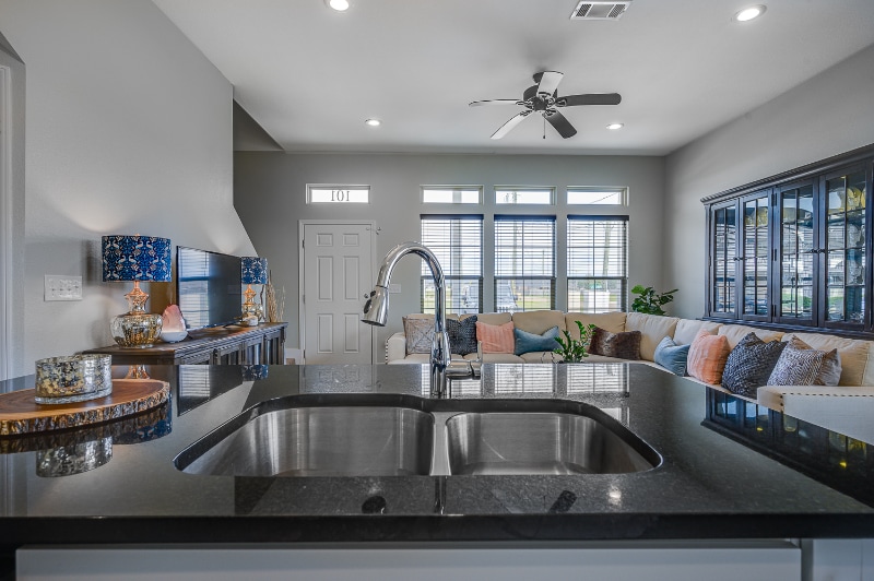 Building Photo - 123 Jax Sq