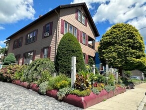 Building Photo - 8 Hersey St