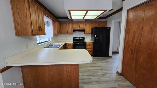 Building Photo - 8532 Bandera Cir E