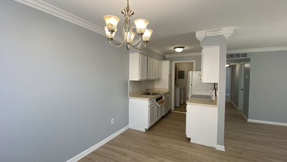 Building Photo - 44228 Providence Dr