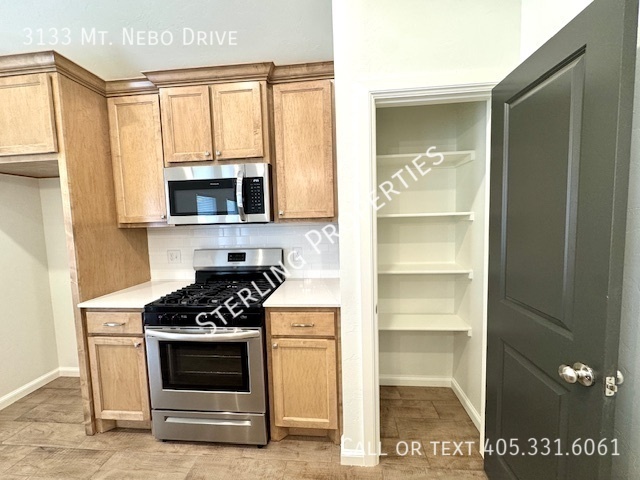 Building Photo - 3133 Mt Nebo Dr