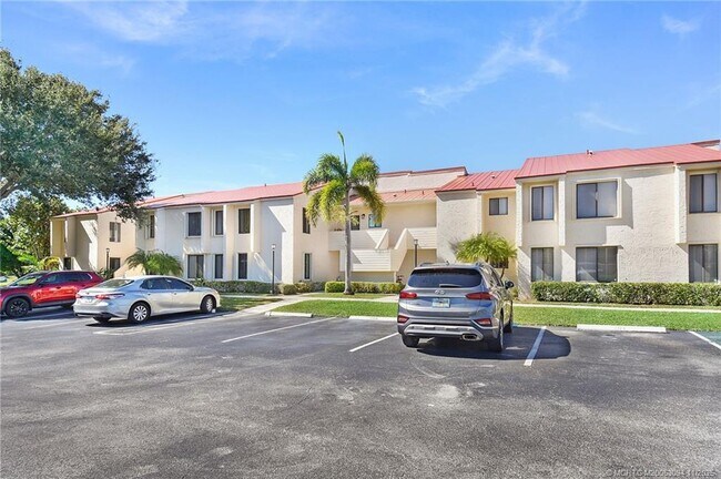 Building Photo - 5111 SE Miles Grant Rd