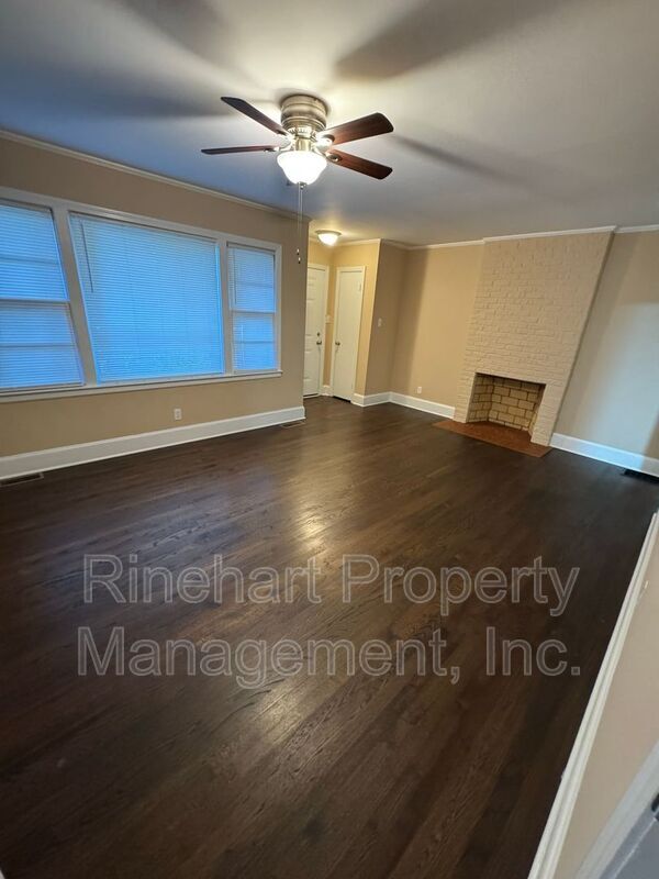 Building Photo - 1042 Westover Cir