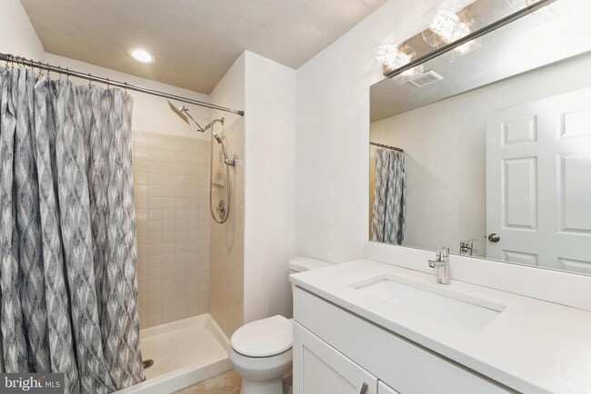 Building Photo - 12616 Wrightwood Ct