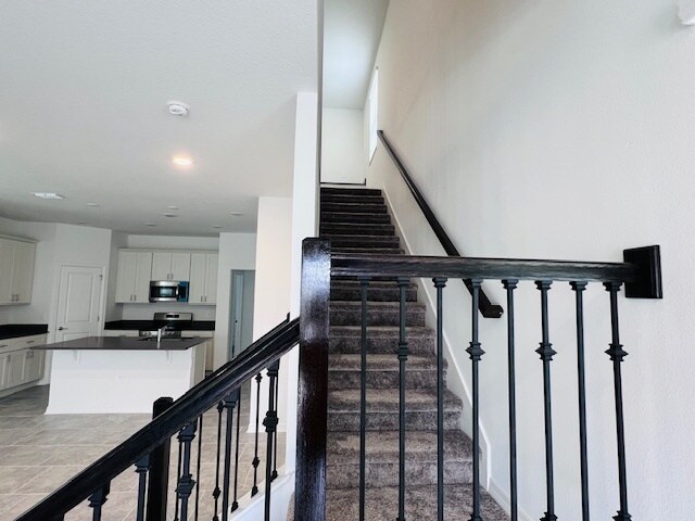 Building Photo - 2024 TWO STORY 4 BEDROOM 3 BATH HOME - MOV...